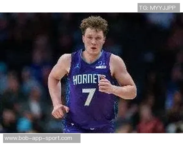 克尼佩尔生涯前15场比赛三分球命中50个创NBA历史最快纪录